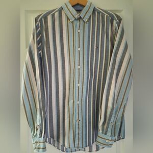 Tommy Hilfiger Men's Multi-Striped Button Down Shirt